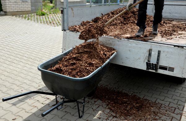 Bulk Mulch Delivery in Gilroy
