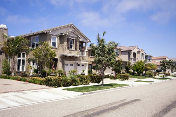 Neighborhood Landscaping in Gilroy